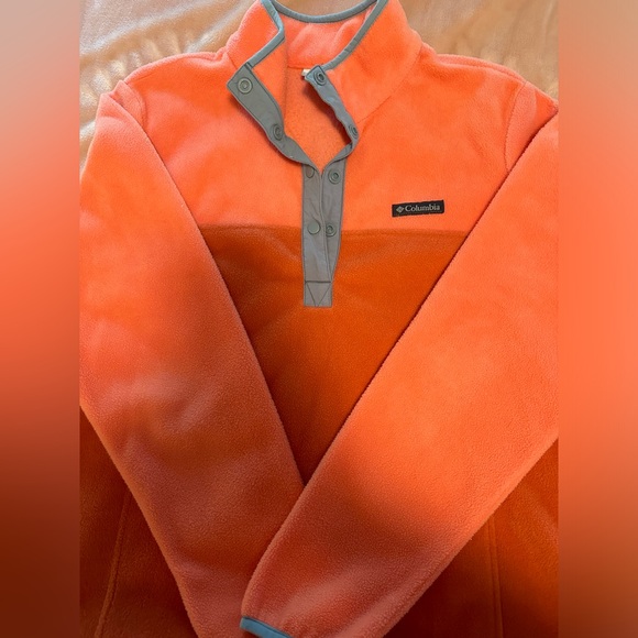 Columbia Fleece Button-Up Pullover - Picture 2 of 4